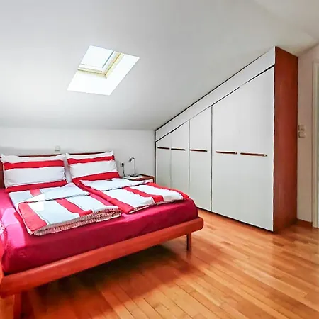 Apartment Wunderschöne In Barbat Mit Meerblick *