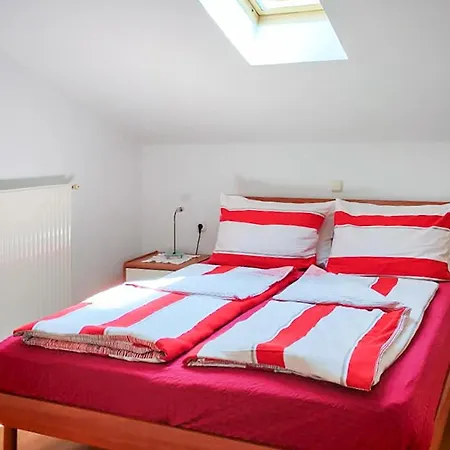 Apartment Wunderschöne In Barbat Mit Meerblick